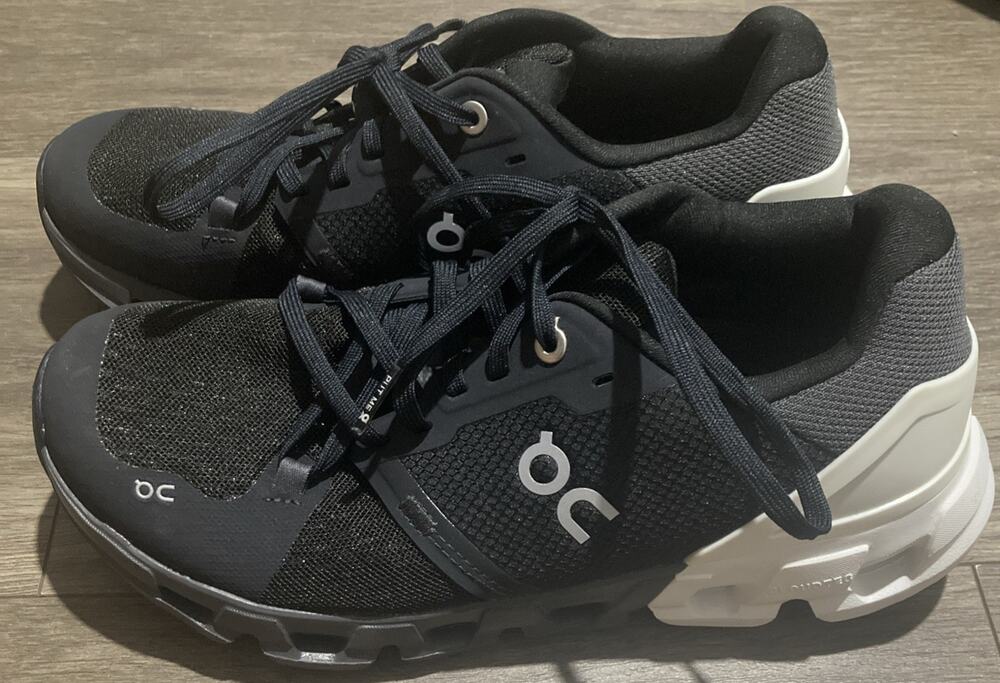 On Cloud CLOUDFLYER 4 Women’s Running Shoes - Size 7.5